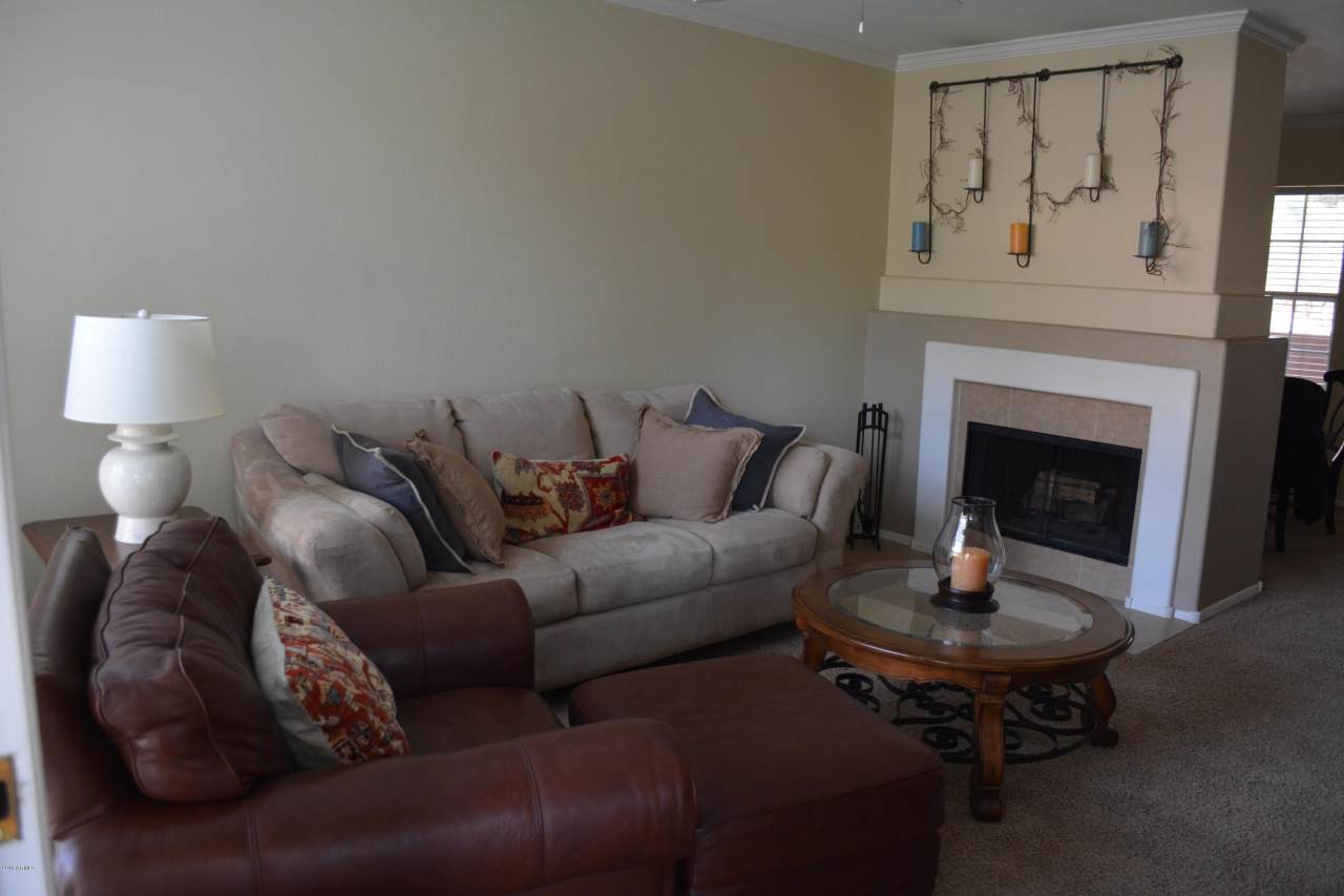 10101 N ARABIAN Trail unit: 2003