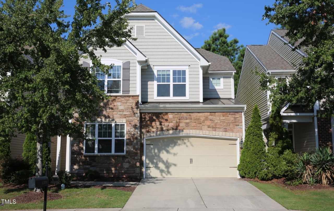 1208 Garden Square Lane