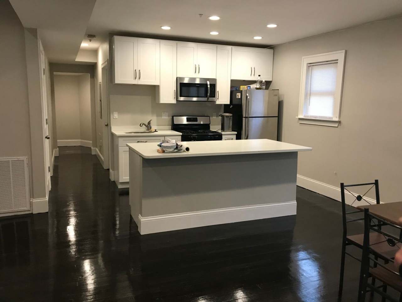 MISSION HILL 4 BED 2 BATHS!!!!