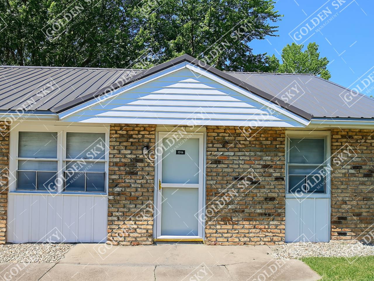 6318 E Piccadilly Rd