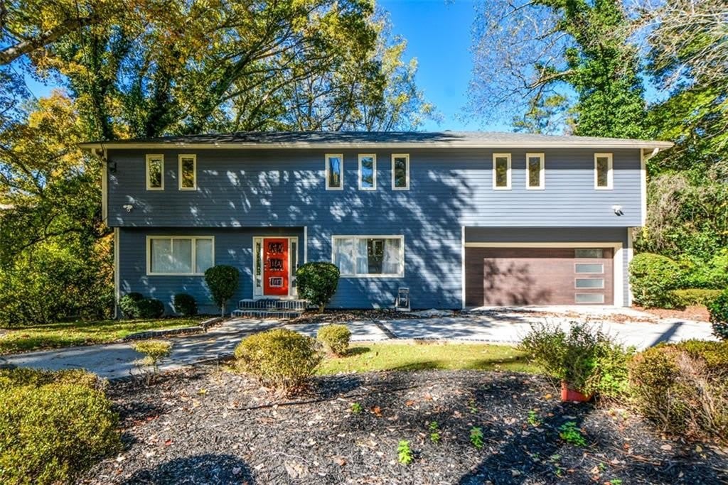 2704 Margaret Mitchell Drive NW