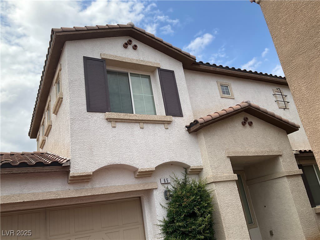 65 Sertata Court