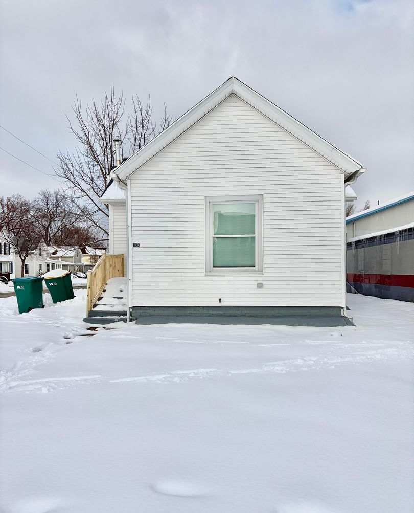 822 W 4th - 50% off the first month of rent