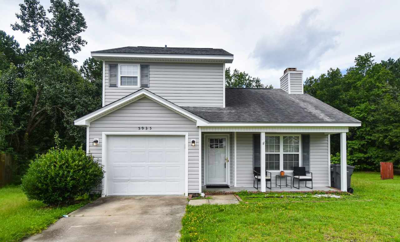 3 Bedroom 2 Bathroom- Pets Allowed