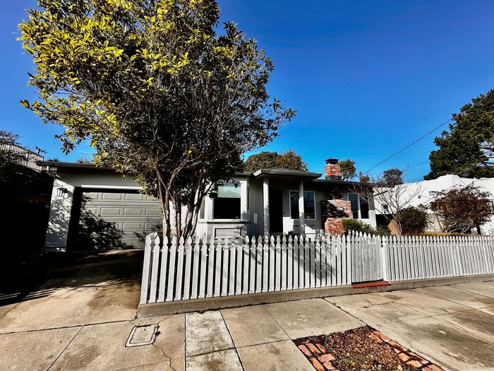 406 Willow Street