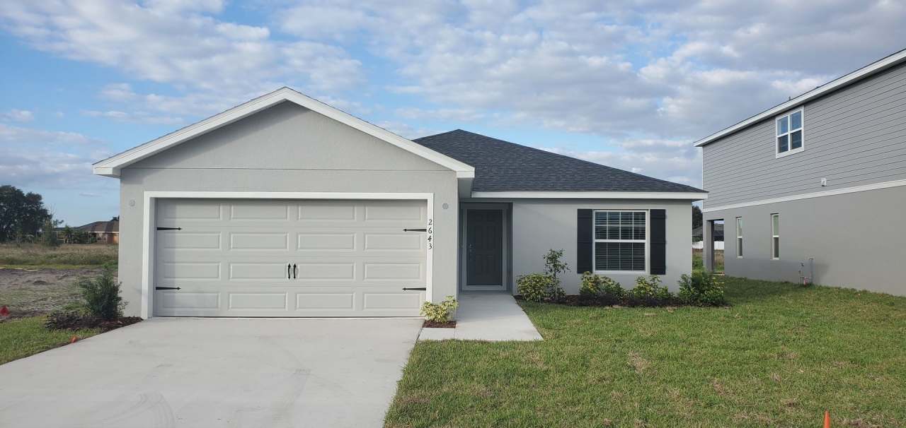 4-Bedroom, 2-Bathroom in Villamar/Winter Haven ***MOVE-IN SPECIAL, 50% OFF 2nd MONTH***