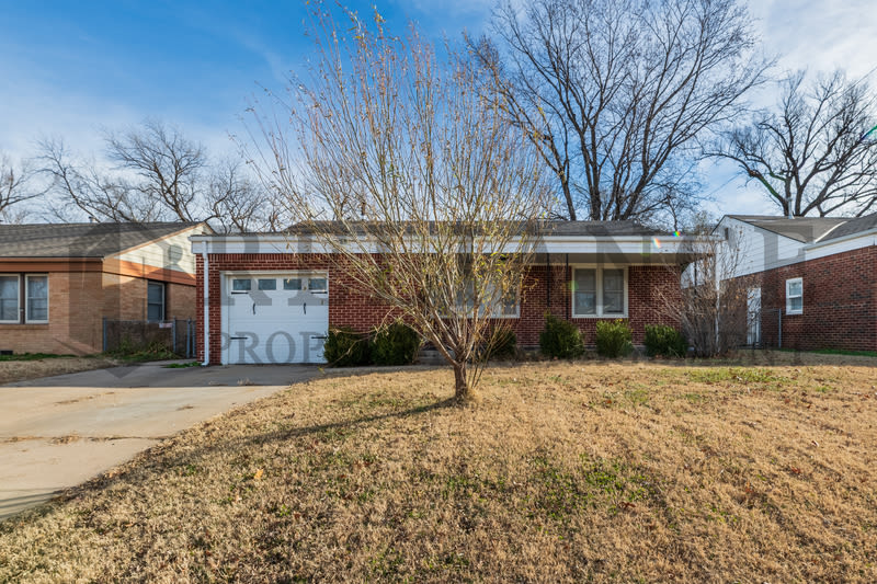 1720 South Windsor Road