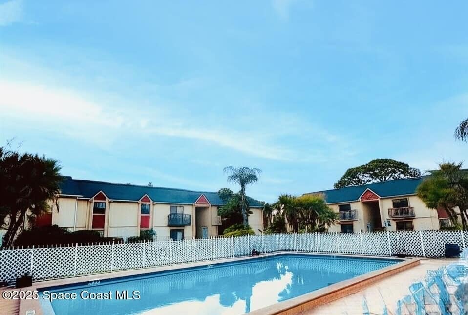 2160 Forest Knoll Drive NE