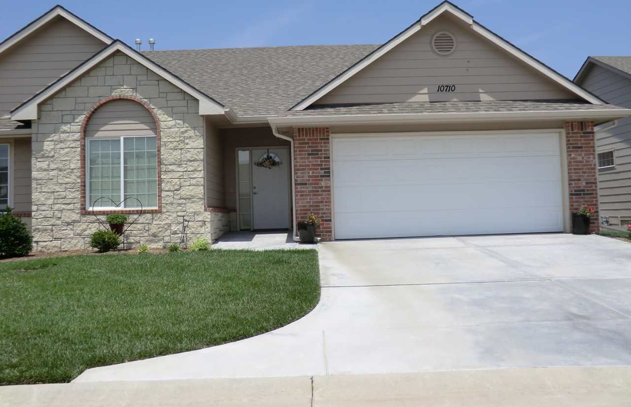 55+ Independent Senior Living Community