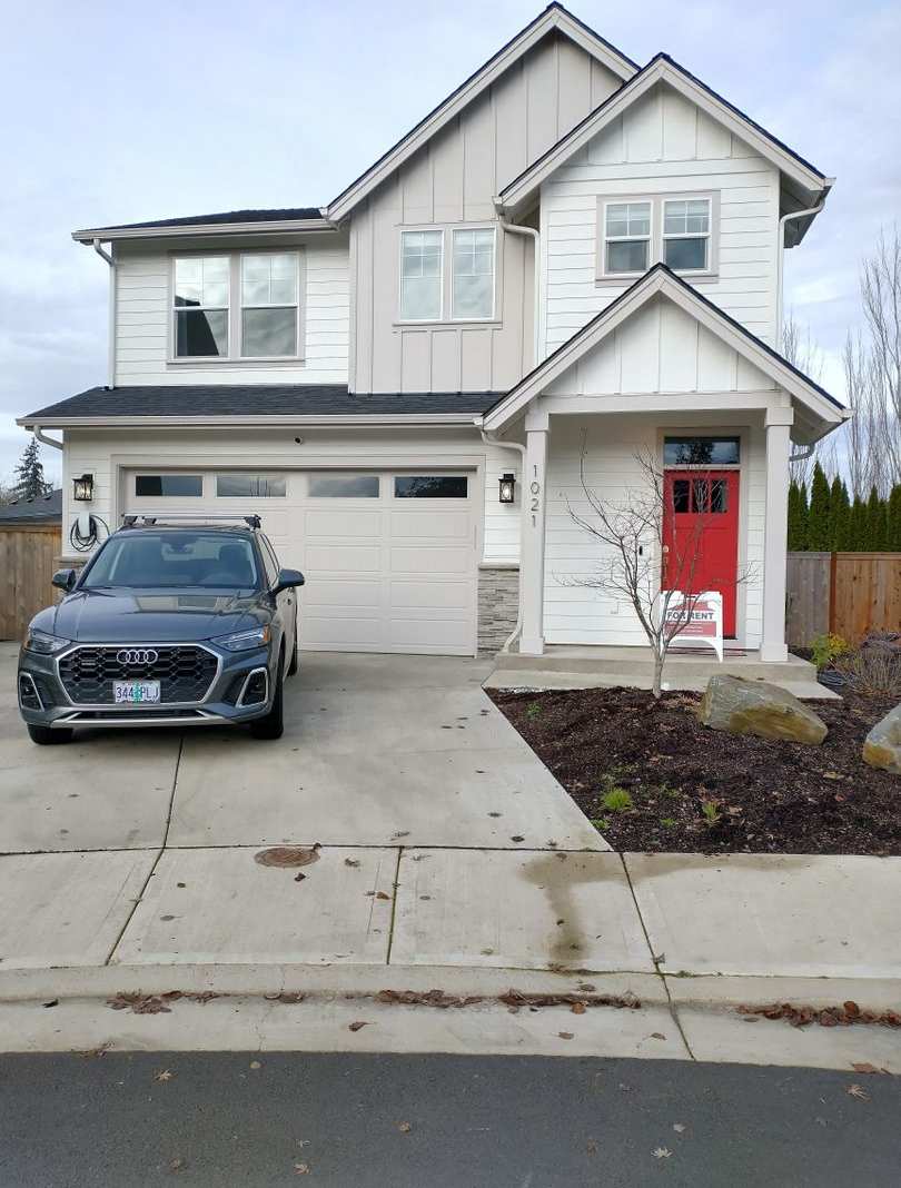 Welcome to this Beautiful Property in Keizer