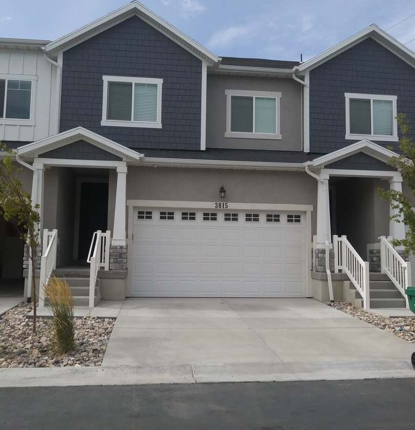 Holiday Move-In Special!! Beautiful townhome in Lehi. - 1/2 OFF First Month's Rent.