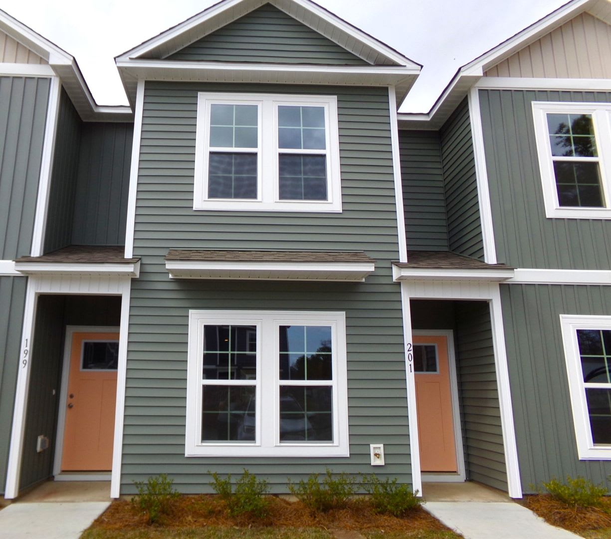Welcome to Jacks Branch Townhomes – Modern Living in Hubert, NC!