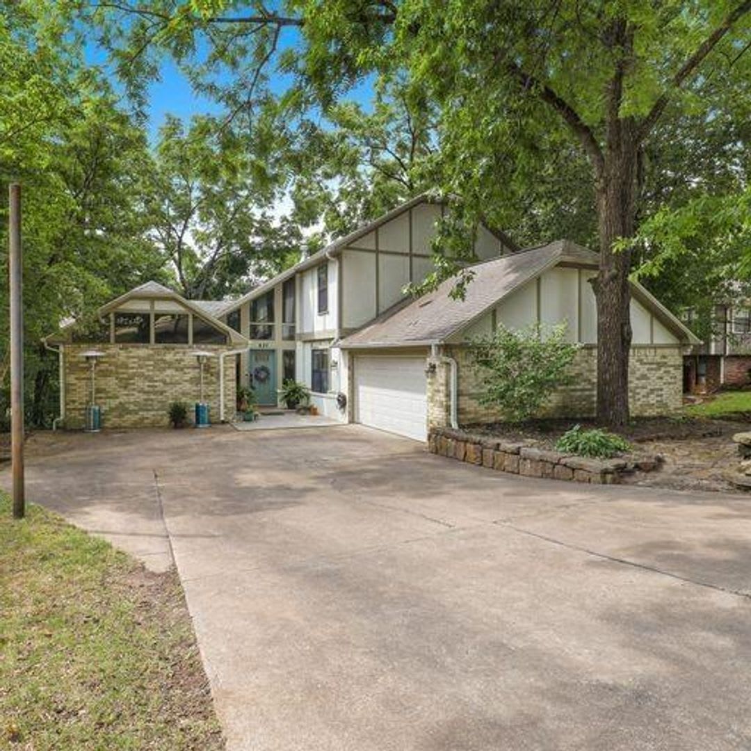 Spacious 5-Bedroom Home with Scenic Backyard Deck  Elegant Finishes