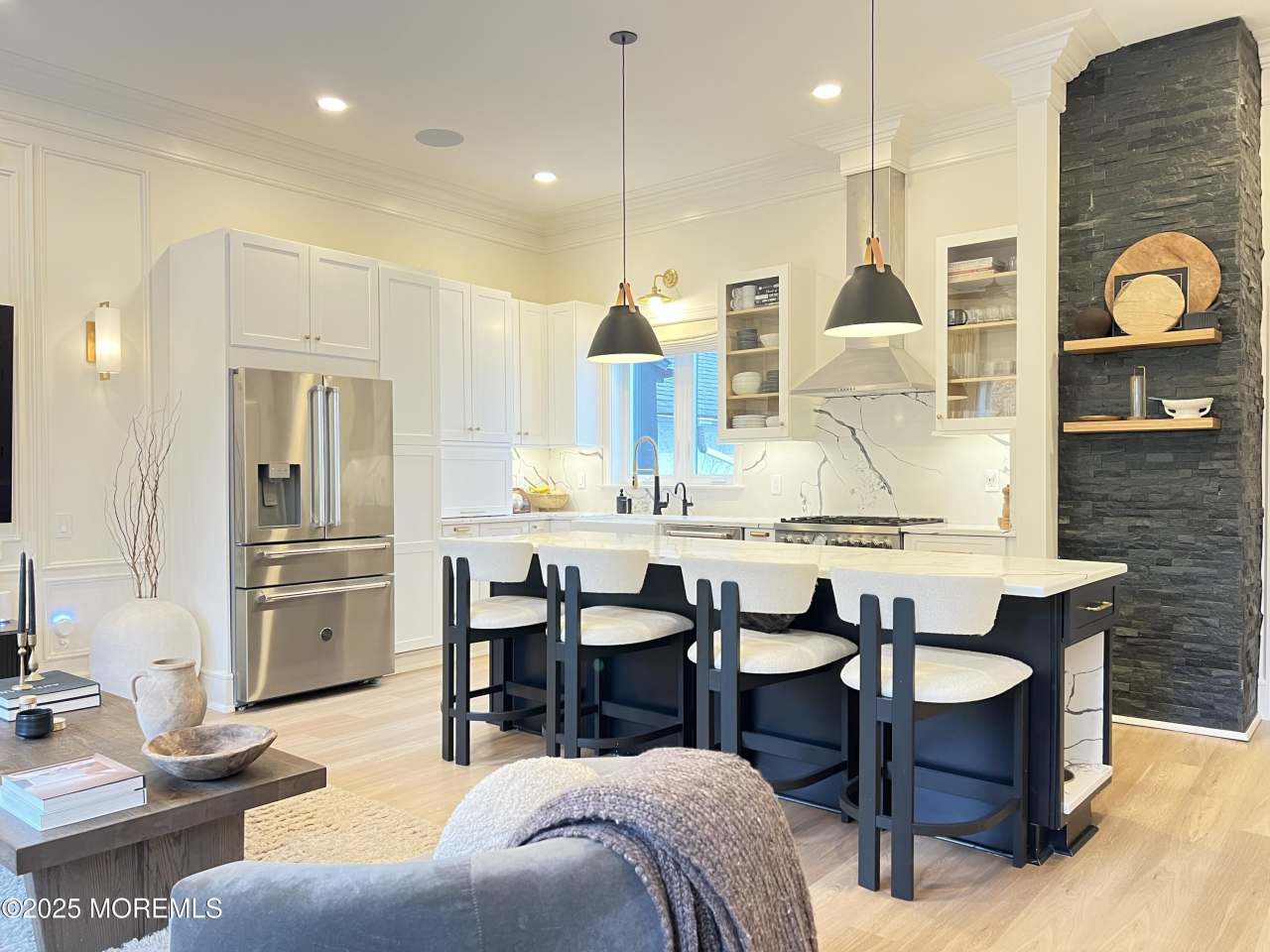 164 Glenwood Avenue unit: 201