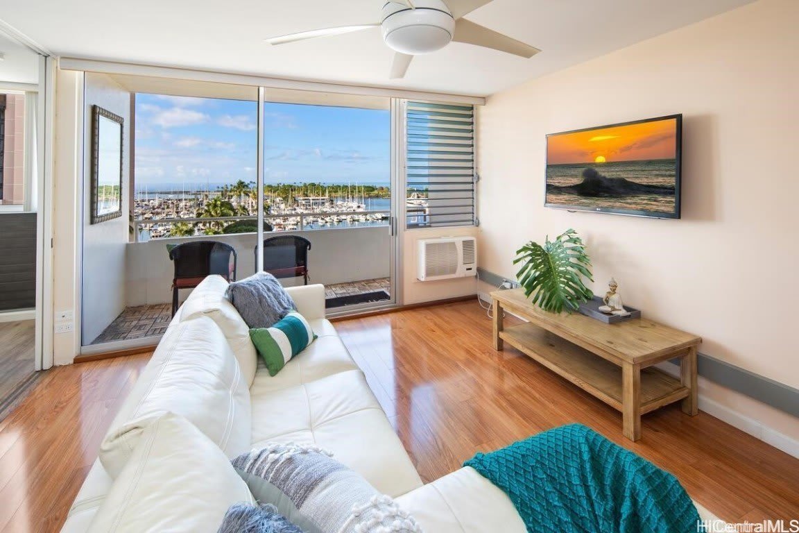 1676 Ala Moana Boulevard