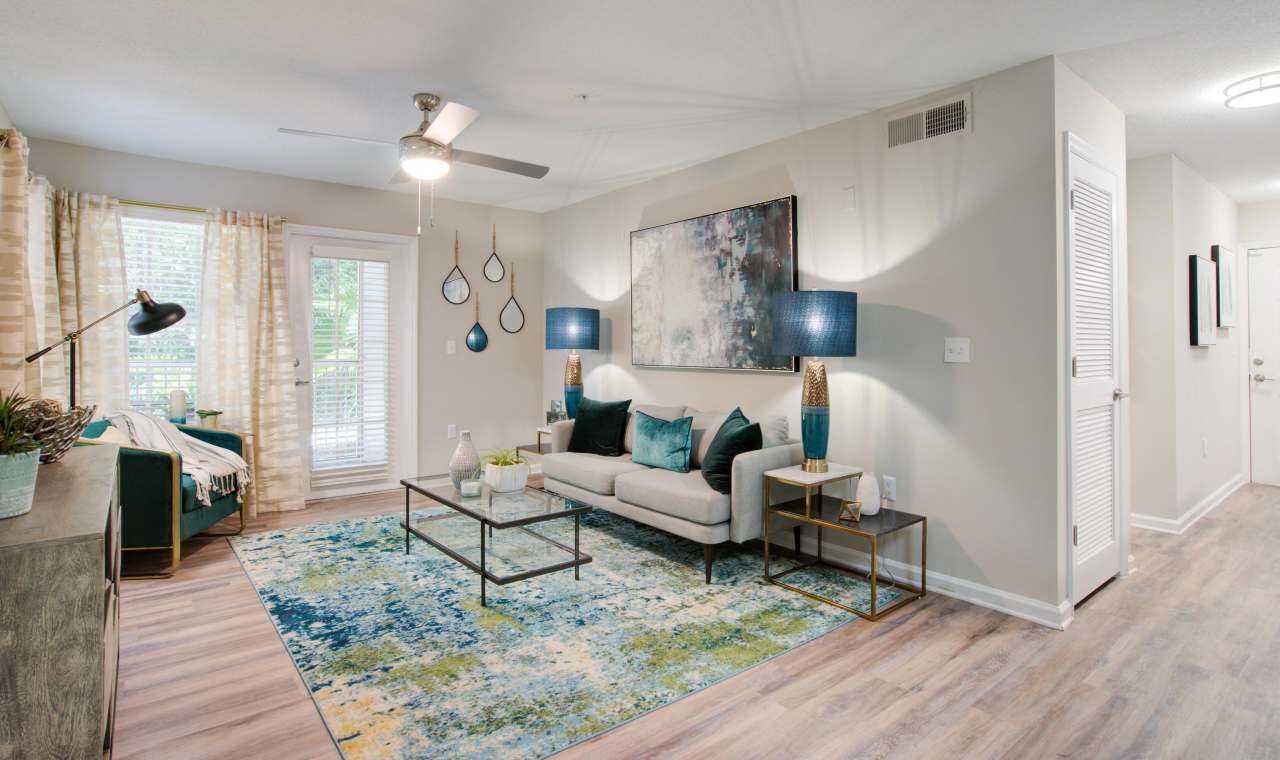 Rocky Creek Apartments