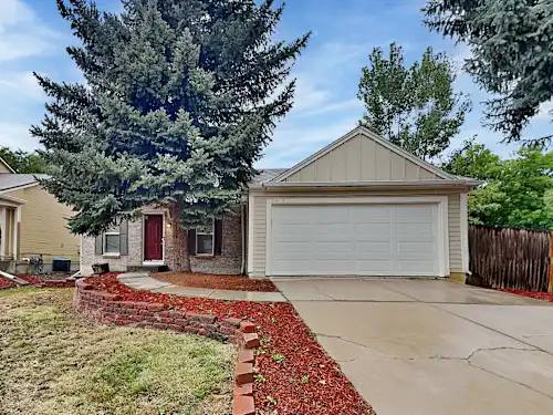 17752 East Bethany Drive