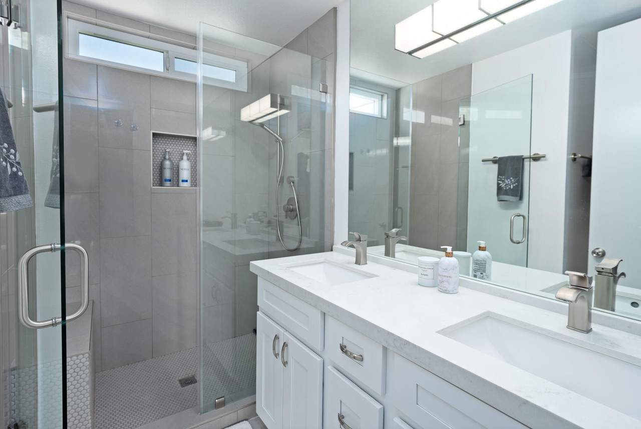 28868 Isleta Court unit: 702