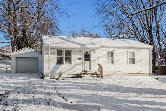 500 East 3 Drive South