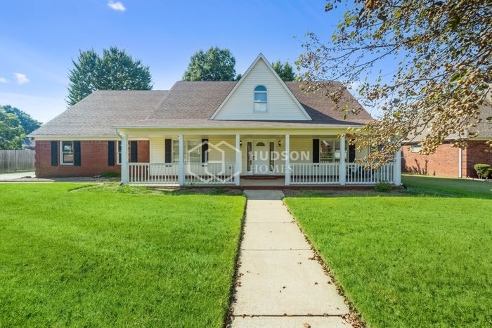 7019 Sassy Tree Lane