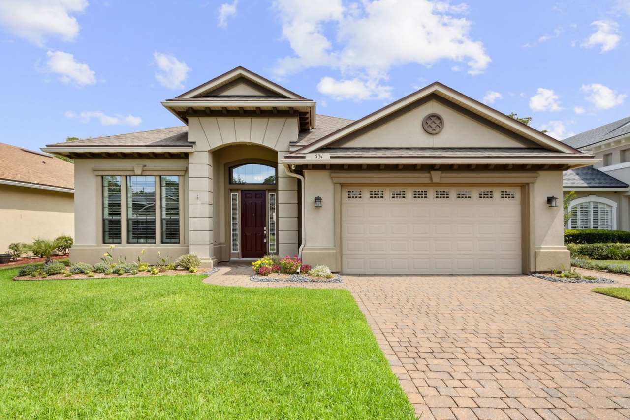 Elegant Coastal Living on Amelia Island – 3BR/2.5BA + Office