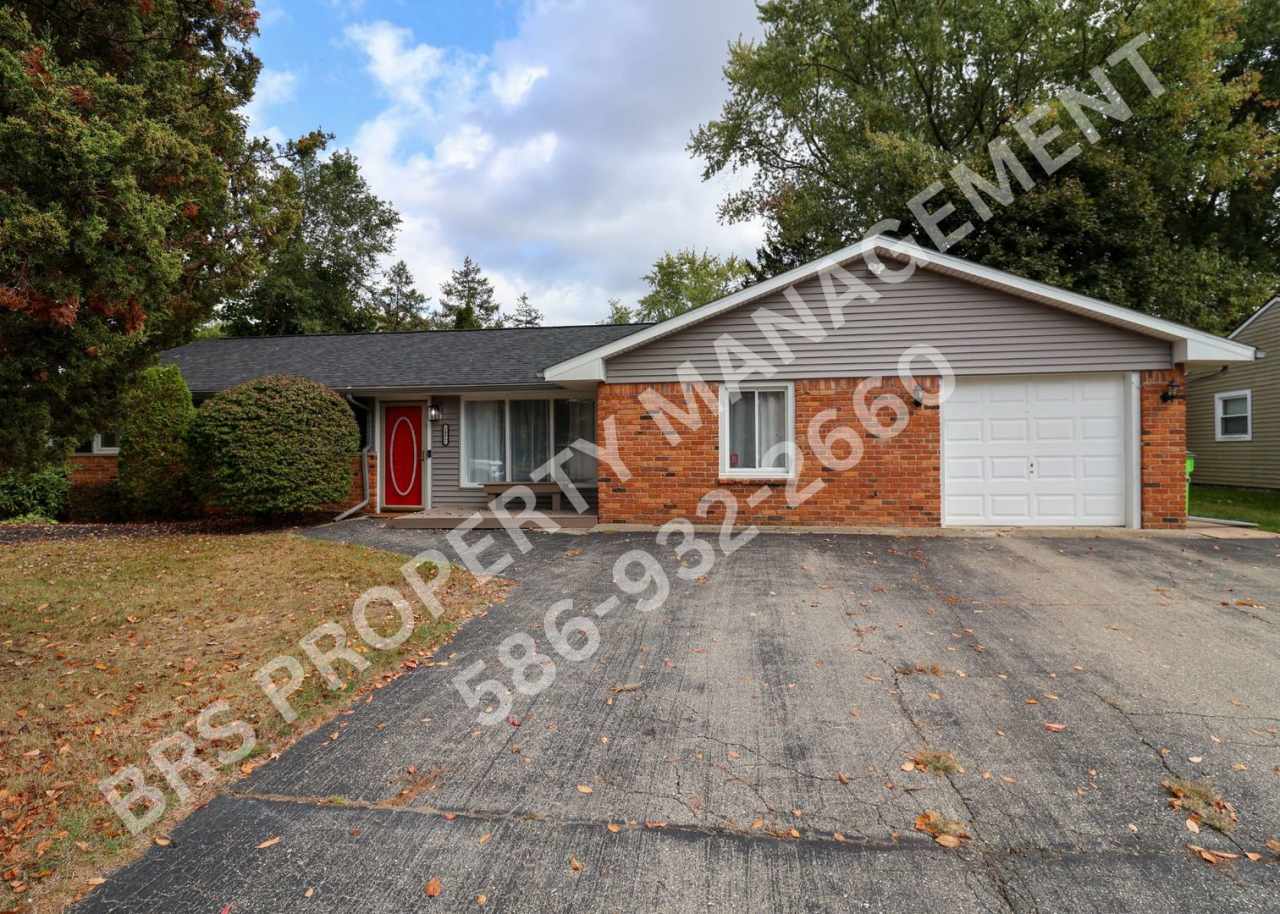 Newly Renovated 3-Bedroom Home for Rent – West Bloomfield, MI