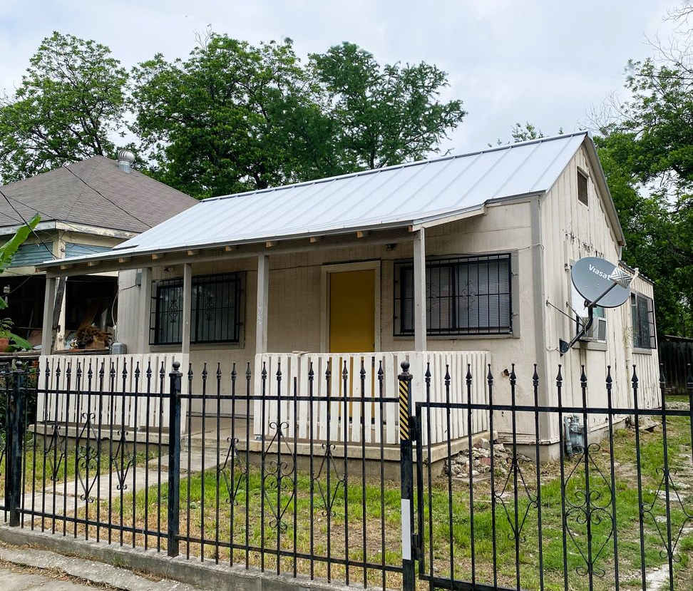 1517 EL PASO | Charming 1-Bedroom Home in Avenida Guadalupe