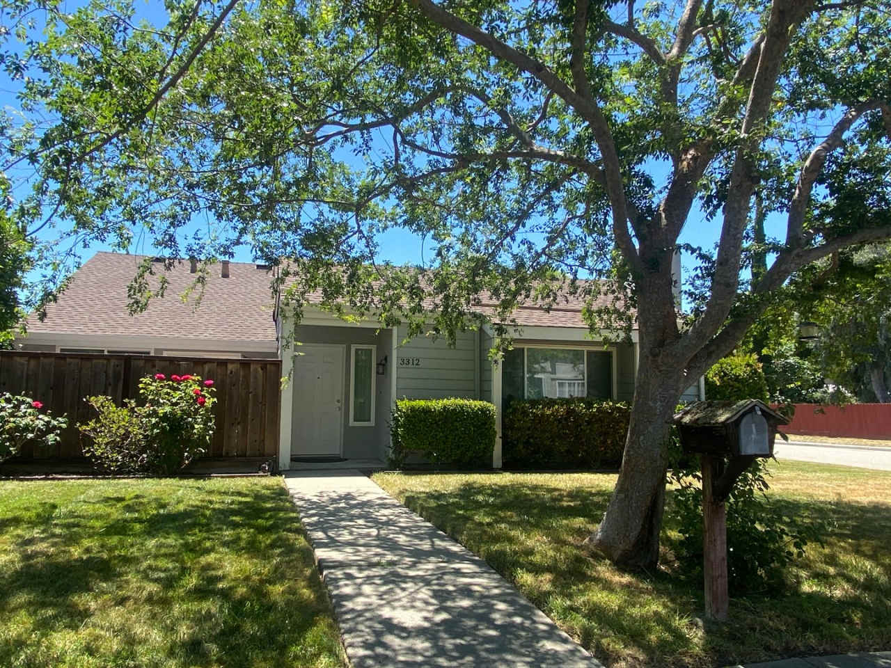 San Ramon Cozy Single Story 3 Bed / 2 Bath, Top Rated Schools, close to City Center