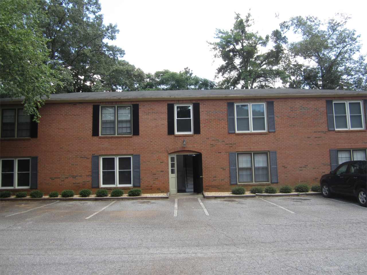 1690 Barnett Shoals Rd - Apt. 3