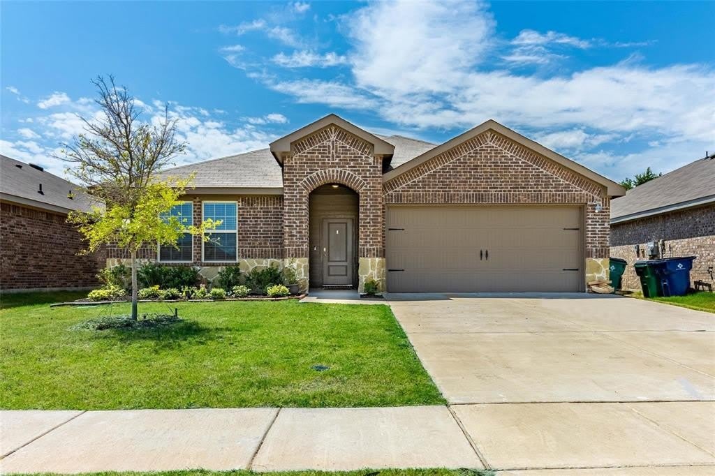 126 Silver Charm Lane