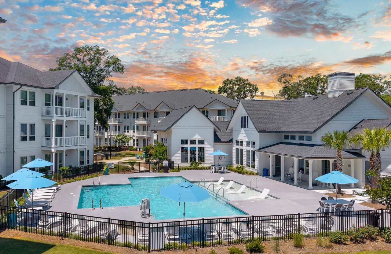 Summer Wind Apartments