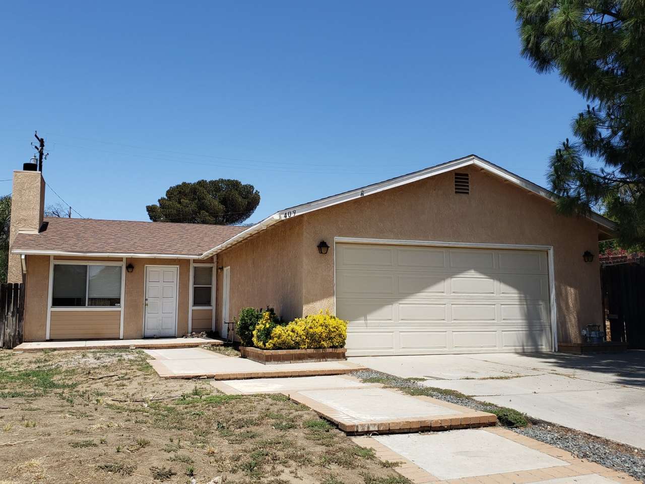 Beautiful property with large backyard!