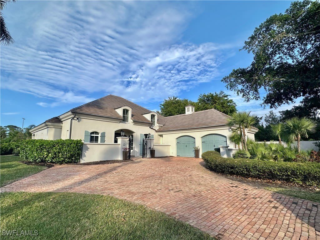 10020 Magnolia Pointe