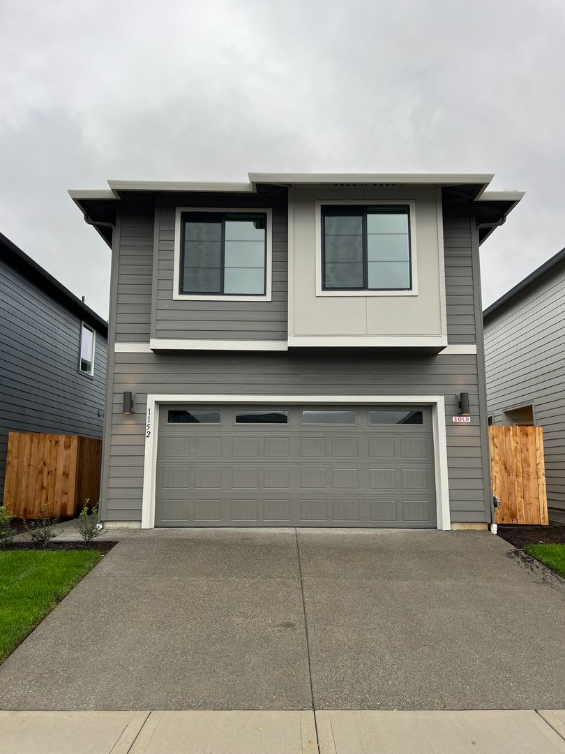 LIKE NEW Ridgefield 2 Story Home for Lease - 1152 N. Auburn Pl