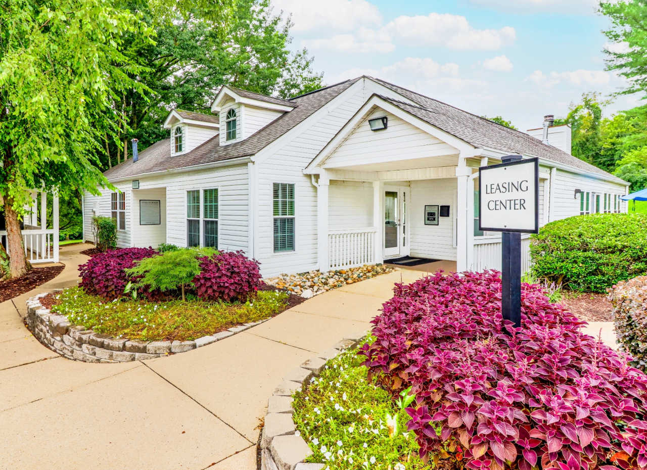 Hampton Chase Apartments