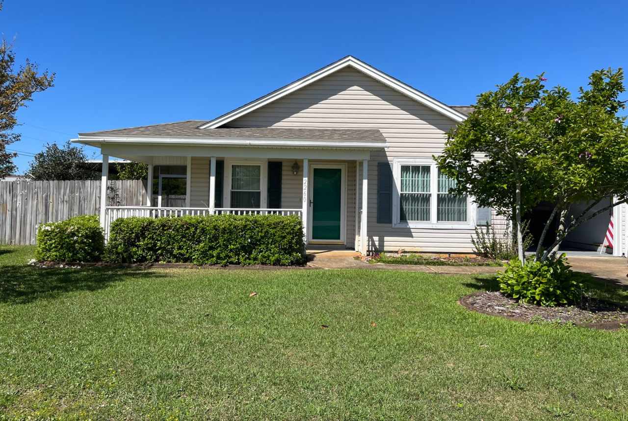 2260 Estates Circle Navarre, FL 32566