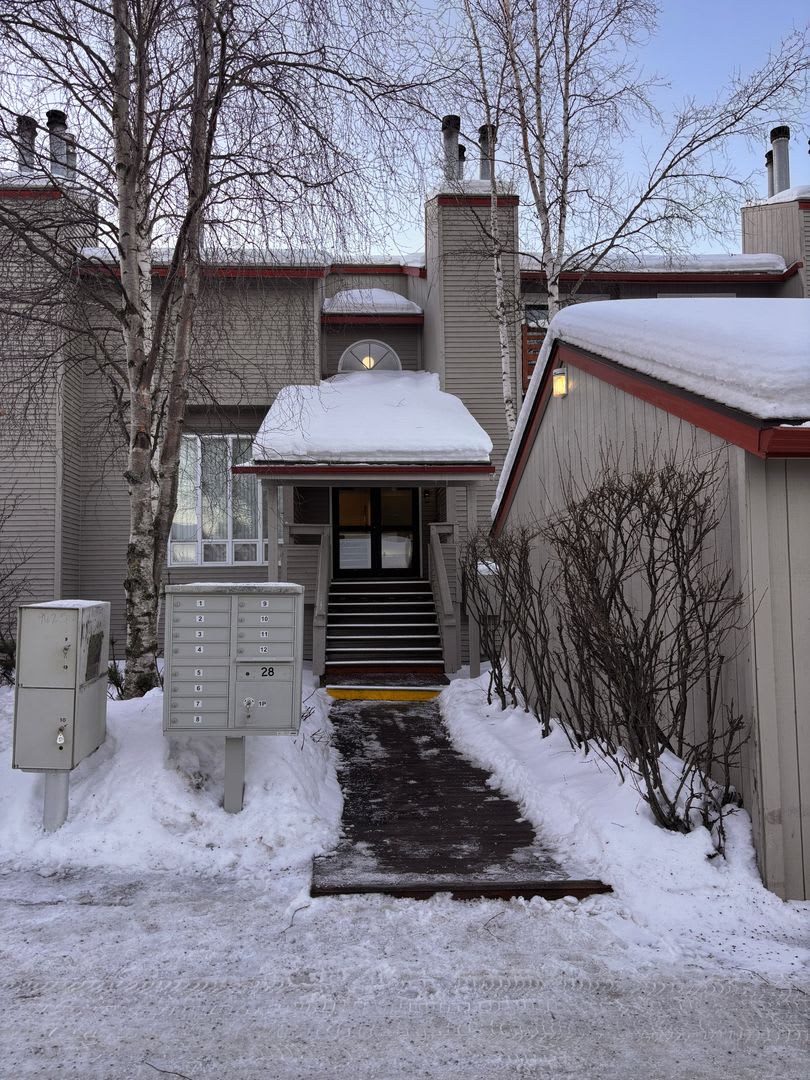 9625 Independence Dr.