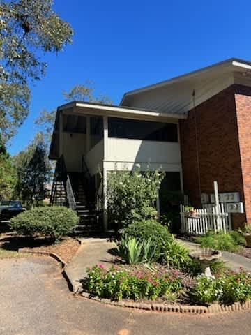 111 Country Club Drive - G