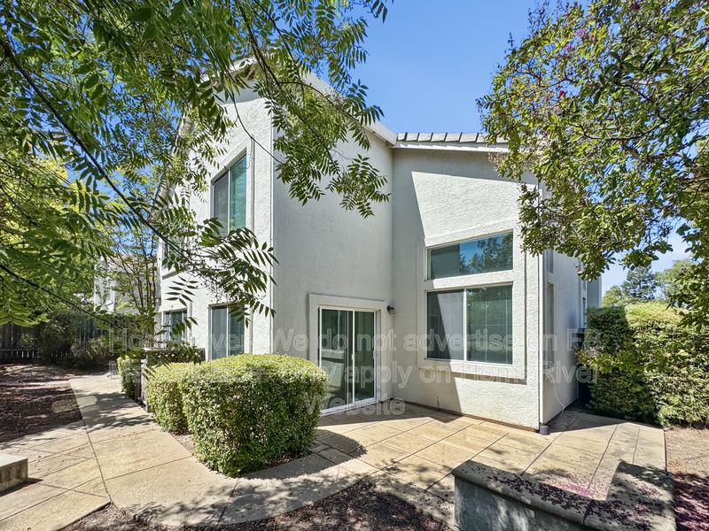 952 Nichols Cir