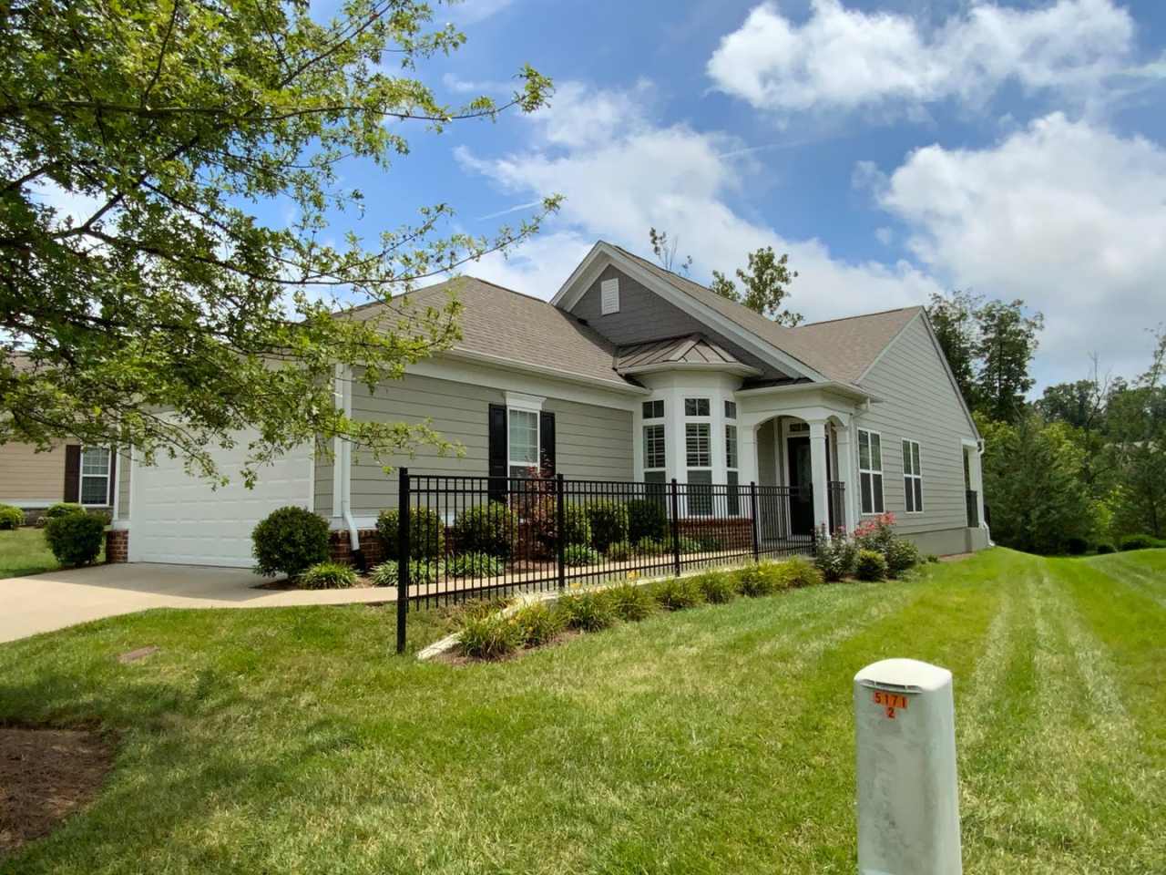 Move in ready in a wonderful Active 55+ Adult Community