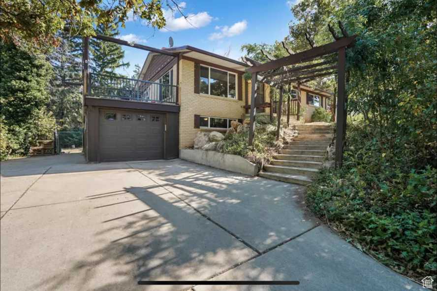 4594 Fillmore Avenue