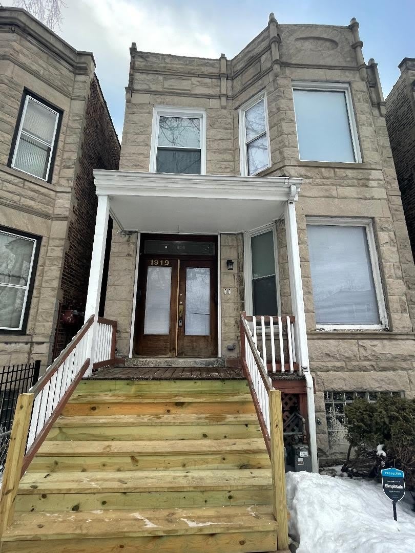 1919 S Christiana Avenue