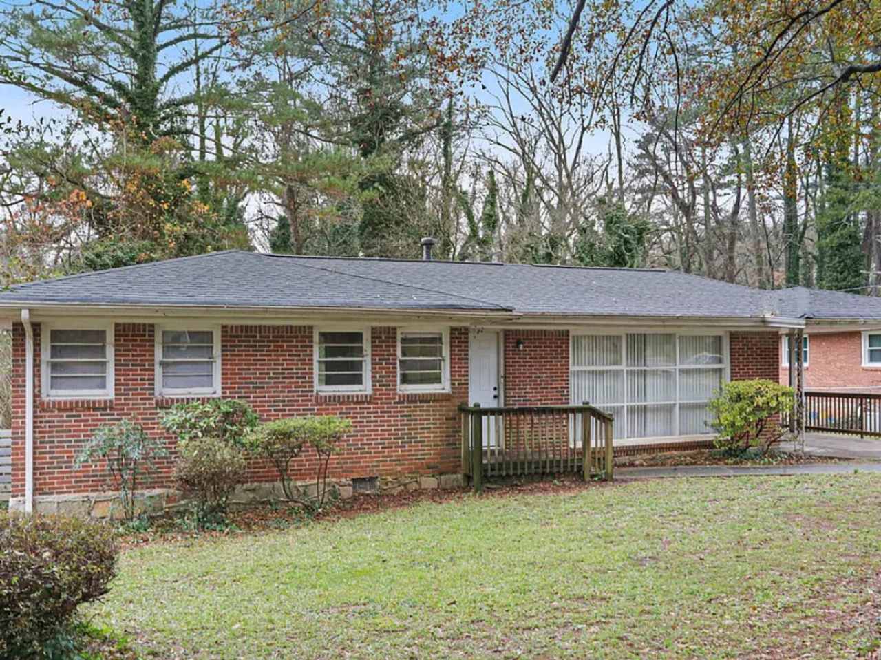 3-bedroom, 1.5-bath in Decatur!