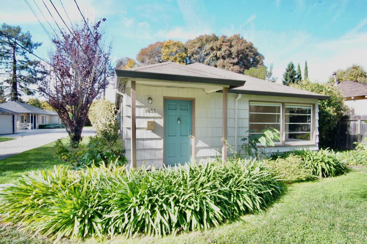 1035-1307 Amarillo Avenue - 1037