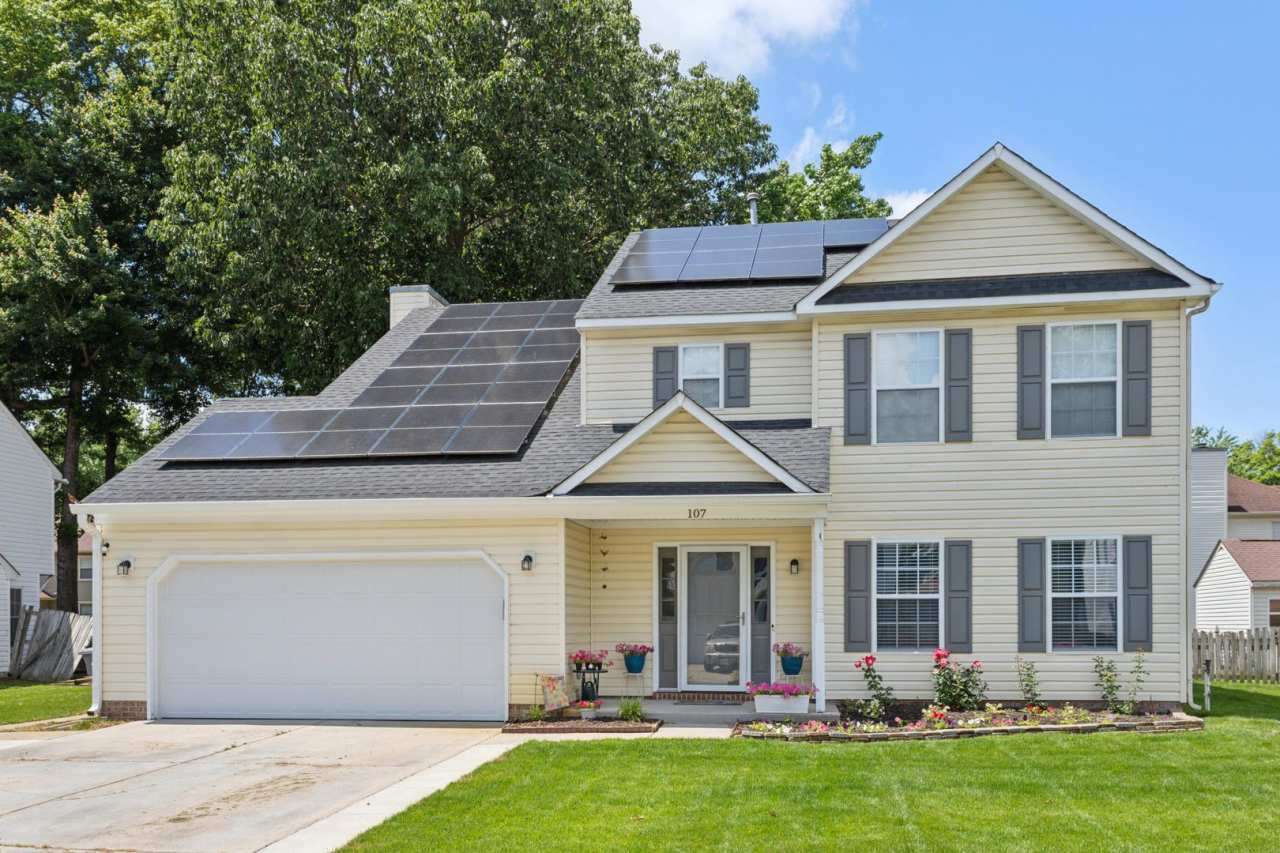 Spacious 4 BDRM 2.5 BA