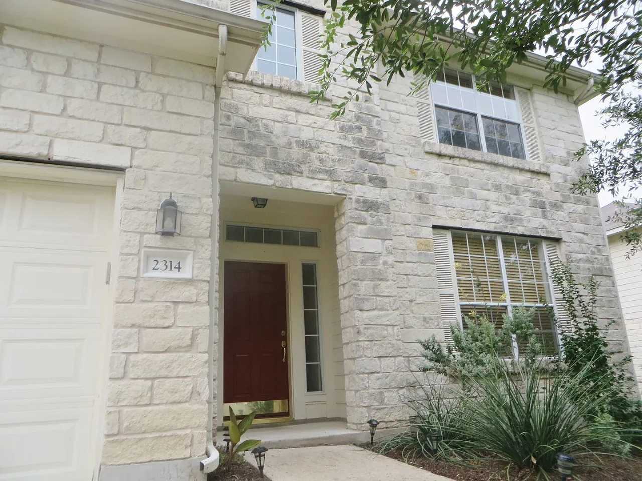 Beautiful Home near Southwestern University - Centrally Located!