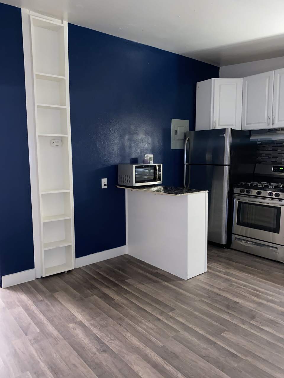 965 Brentwood Street