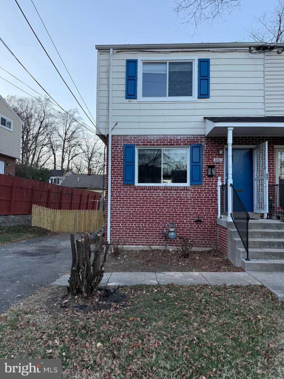 5852 MOUNT VERNON Drive