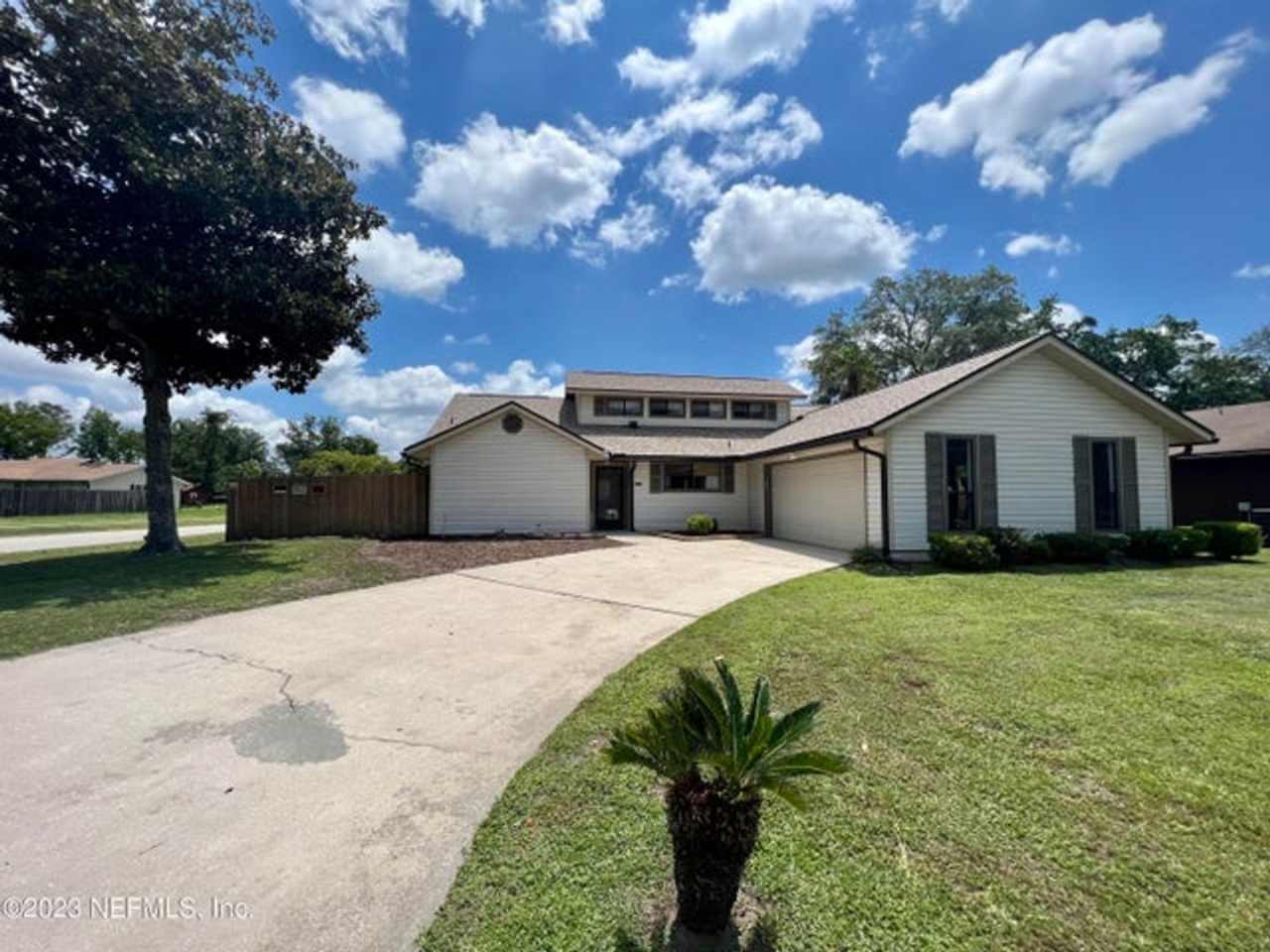 8459 Rampart Rd Jacksonville, FL 32244