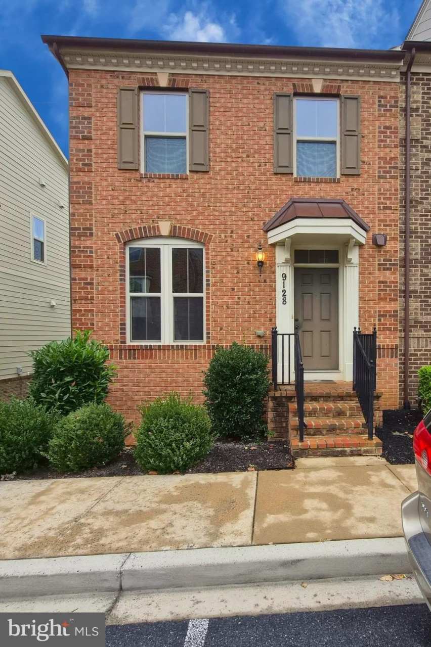 9128 LANDON HOUSE Lane